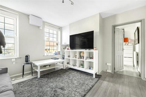 208 Waters Road, London, SE6 1UH
