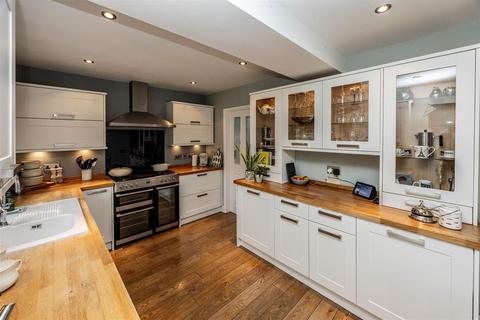 3 bedroom detached house for sale, Ings Mill Drive, Huddersfield HD8