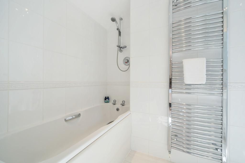 Bedroom 1 Ensuite