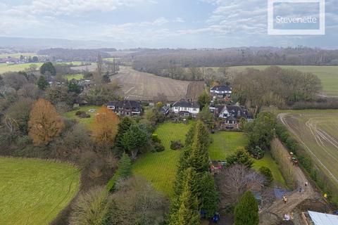 4 bedroom detached house for sale, Hoe Lane, Abridge