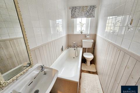 1 bedroom cottage for sale, Moorcroft Drive, Bradford 4
