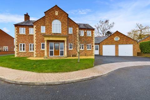 4 bedroom detached house for sale, Princes Court, Coedway, Shrewsbury