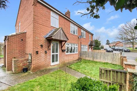 3 bedroom semi-detached house for sale, Manor Drive, Grantham NG31