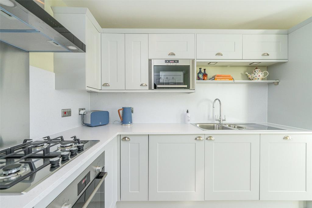 Kitchen Alt