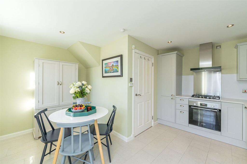 Kitchen Alt