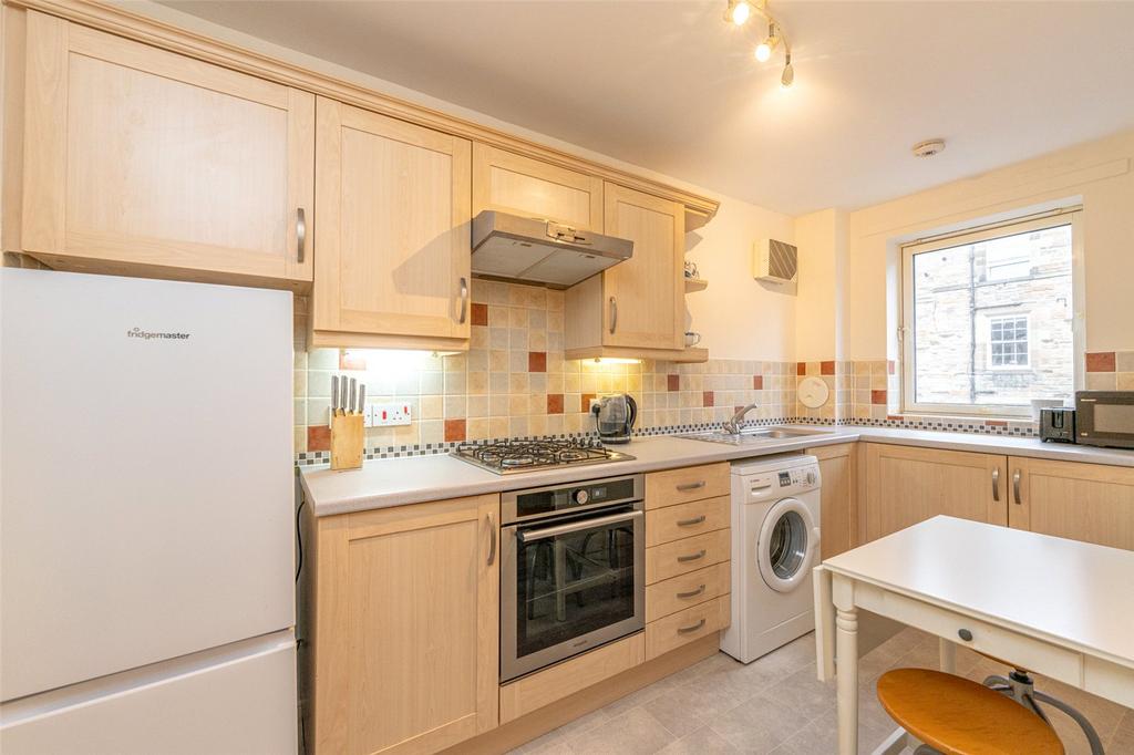 Kitchen Alt