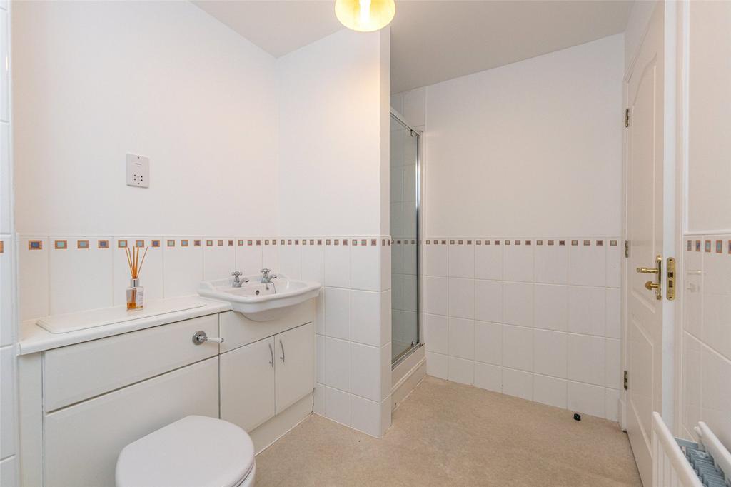 En-Suite Alt