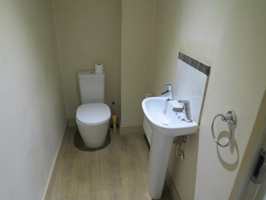 Downstairs WC/Cloakroom