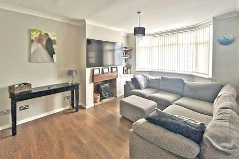 3 bedroom semi-detached house for sale, Scott Avenue, Wednesbury