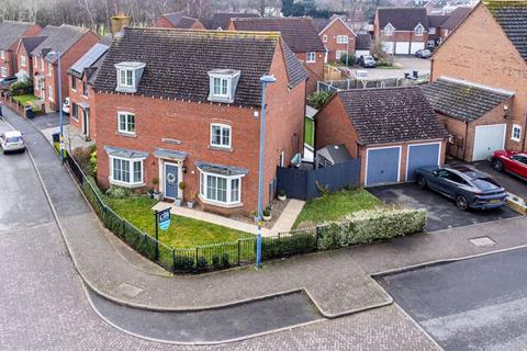 5 bedroom detached house for sale, Harvest Fields Way, Four Oaks, Sutton Coldfield, B75 5TJ