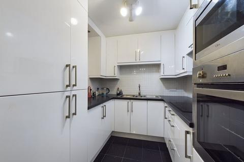 2 bedroom retirement property for sale, Albion Court, Anlaby Common