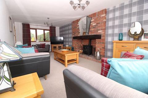 3 bedroom detached house for sale, Lynmouth Close, Aldridge, WS9 0JR