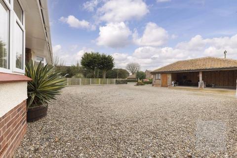 4 bedroom detached bungalow for sale, The Street, Norwich NR12