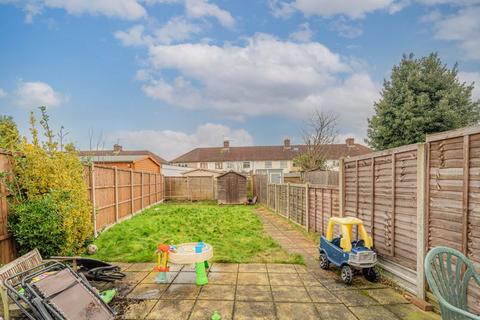 3 bedroom terraced house for sale, Hammond Road, Enfield