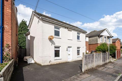 6 bedroom detached house to rent, Ridley Road, Bournemouth BH9