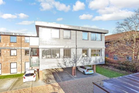 1 bedroom apartment for sale, Leigh Road, Havant, Hampshire