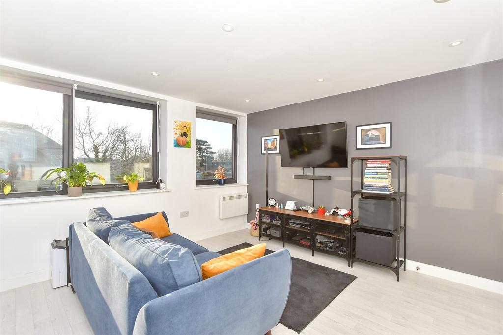 Lounge/Kitchen
