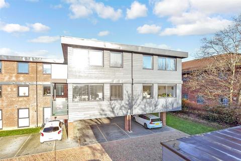 1 bedroom apartment for sale, Leigh Road, Havant, Hampshire