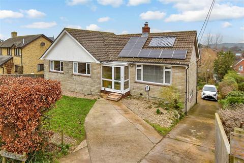 4 bedroom chalet for sale, The Mall, Totland Bay, Isle of Wight