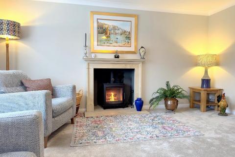 21 Dymott Square, Hilperton, Trowbridge, BA14 7RW