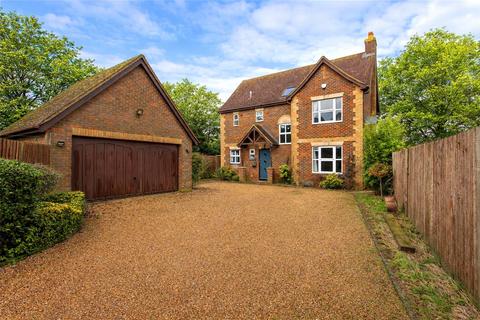 undefined, Walnut Acre, Marlborough Place, Toddington, Bedfordshire, LU5