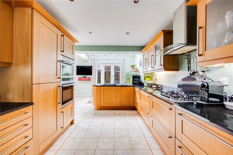 undefined, Walnut Acre, Marlborough Place, Toddington, Bedfordshire, LU5