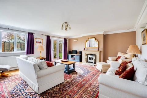 undefined, Walnut Acre, Marlborough Place, Toddington, Bedfordshire, LU5