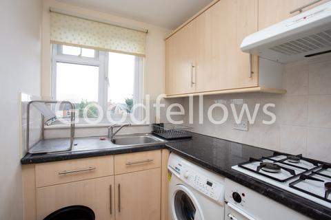 1 bedroom apartment to rent, Claremont Avenue, New Malden KT3