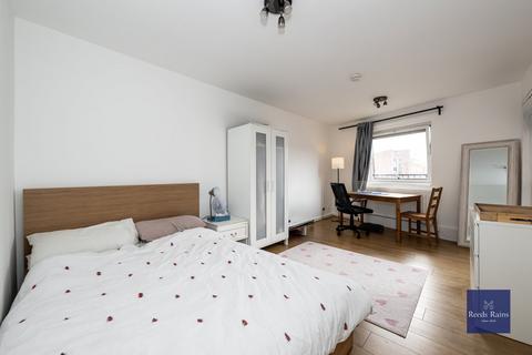 45 Cooper Close, London, SE1 7QU