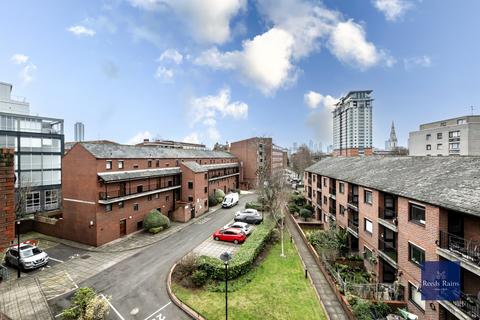 45 Cooper Close, London, SE1 7QU
