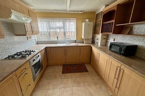 2 bedroom flat for sale, Raglan Way, West Midlands B37