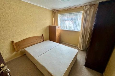 2 bedroom flat for sale, Raglan Way, West Midlands B37