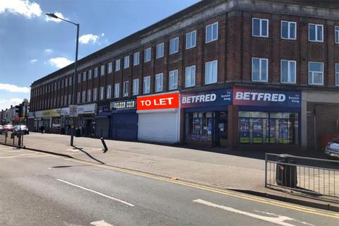 Convenience store to rent, Hawthorn Road, Birmingham B44