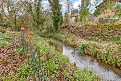 3 bedroom semi-detached house for sale, St. Michael's Close, Shalfleet, Newport, Isle of Wight