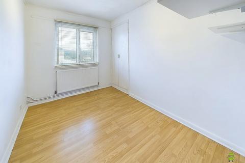 6 Millbrook Avenue, Welling, DA16 2QQ