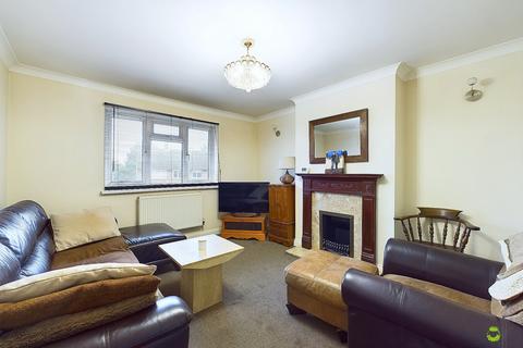 4 Hadlow Road, Welling, DA16 1AT