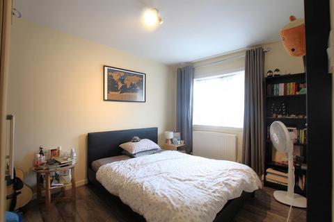 43 Wheatlands, Hounslow, TW5 0SF