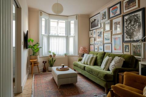 9 Crescent Road, Leyton, London, E10 5JJ
