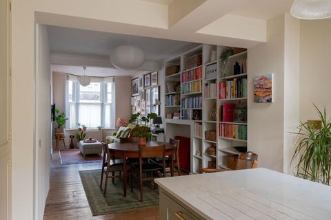 9 Crescent Road, Leyton, London, E10 5JJ