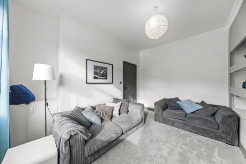 3 bedroom semi-detached house to rent, Haston Lee Avenue, Blackburn, BB1