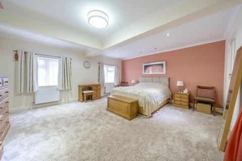 undefined, Langley Road, Langley, Berkshire, SL3