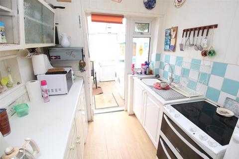 3 bedroom terraced house for sale, Mansfield Avenue, Hertfordshire EN4