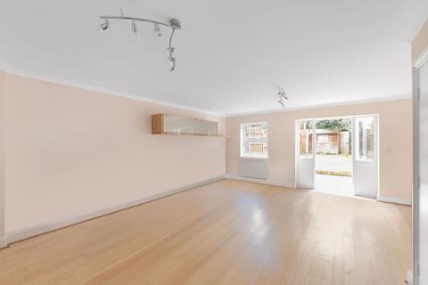 4 bedroom terraced house for sale, China Mews, London SW2