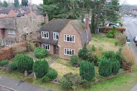 3 bedroom detached house for sale, Greenways, Fleet GU52