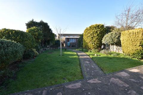 2 bedroom semi-detached bungalow for sale, Suttons Lane, Hornchurch, Essex