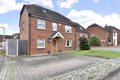 5 bedroom detached house for sale, Dunwich Farm, Stevenage