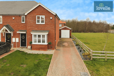 3 bedroom semi-detached house for sale, Clover Lane, Healing DN41