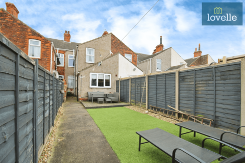 3 bedroom terraced house for sale, Roberts Street, Grimsby DN32