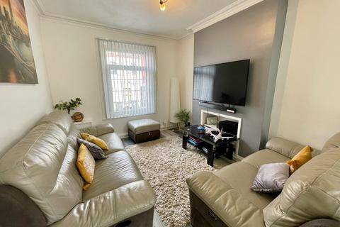 3 bedroom terraced house for sale, Harcourt Street, Luton, Bedfordshire, LU1 3QL