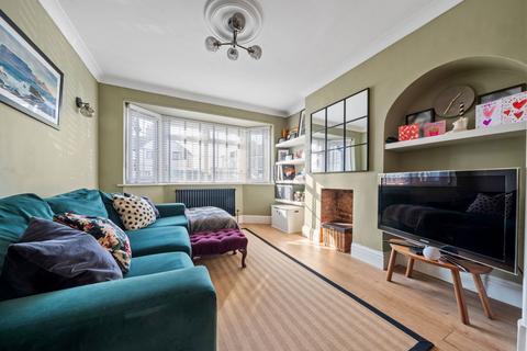 50 Buckland Way, Worcester Park, KT4 8NS